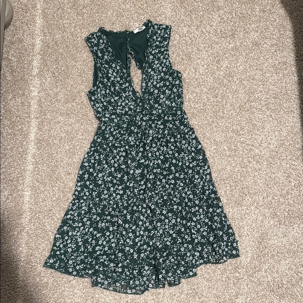 Justify Green Pleated Sleeveless Wrap Sundress